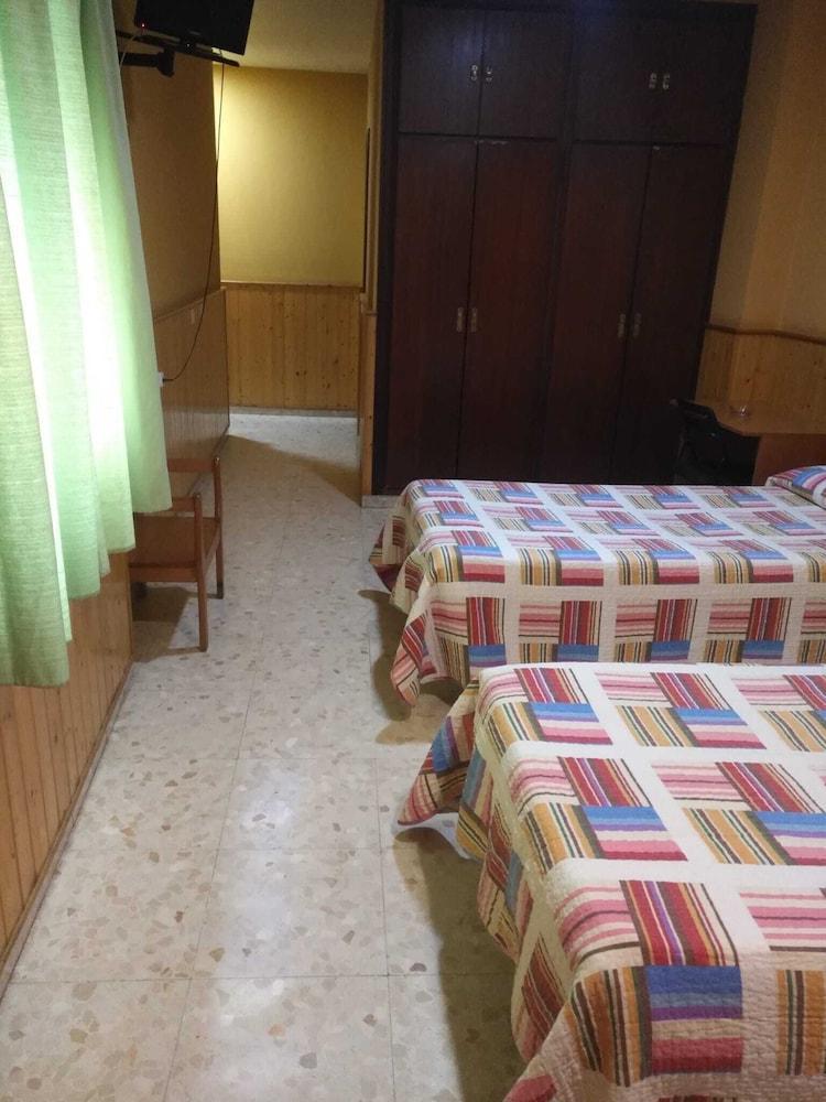 Hostal Nuestra Senora De La Palma Algeciras Buitenkant foto